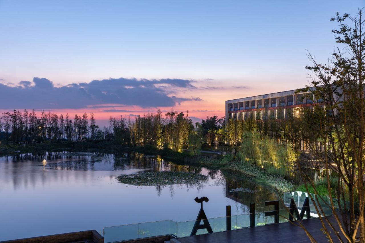 Hotel Melia Chongqing Esterno foto